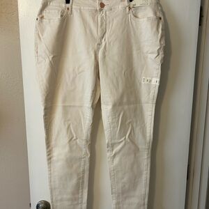 a.n.a Women's Light Cream Skinny Jeans